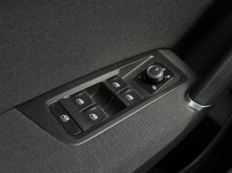 Volkswagen Touran 1.5TSi 110kW DSG R-line! full