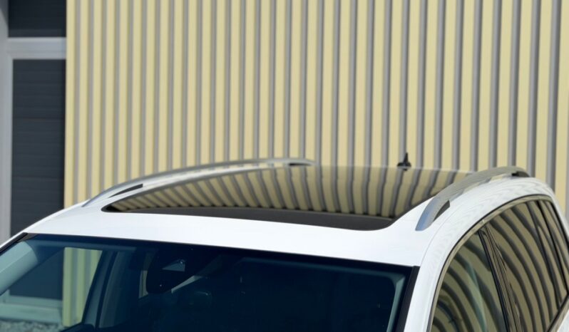 Volkswagen Touran 1.5TSi 110kW DSG R-line! full