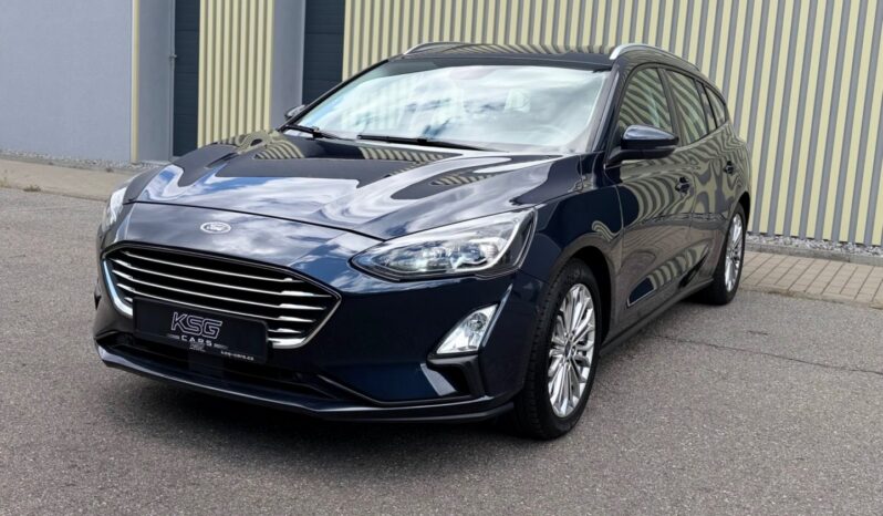 Ford Focus Com. 1.5TDCi 88kW TITANIUM! Ta full