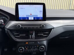 Ford Focus Com. 1.5TDCi 88kW TITANIUM! Ta full
