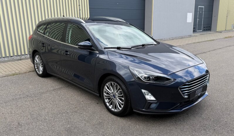 Ford Focus Com. 1.5TDCi 88kW TITANIUM! Ta full