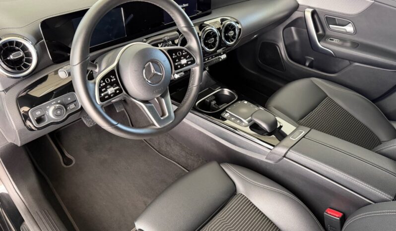 Mercedes-Benz CLA 200d SB 110kW! FULL LED! Tažné full