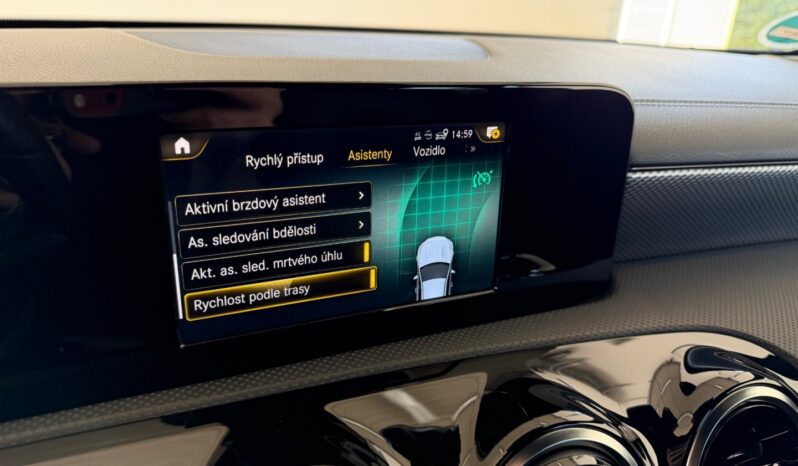 Mercedes-Benz CLA 200d SB 110kW! FULL LED! Tažné full